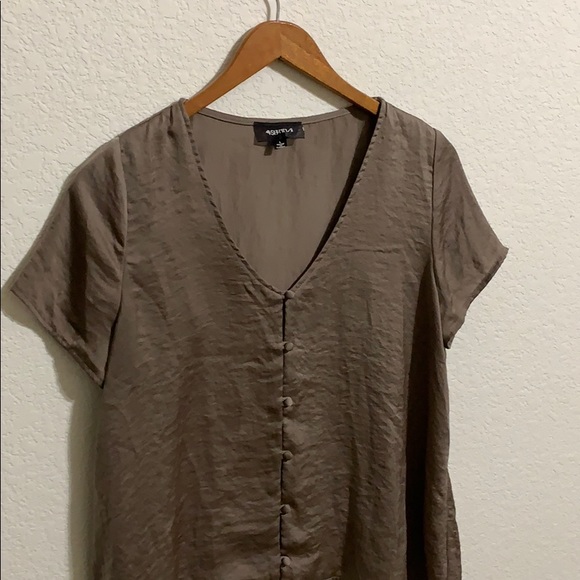 🌵 4sienna | Silk Brown Blouse w/ Buttons - Picture 4 of 7